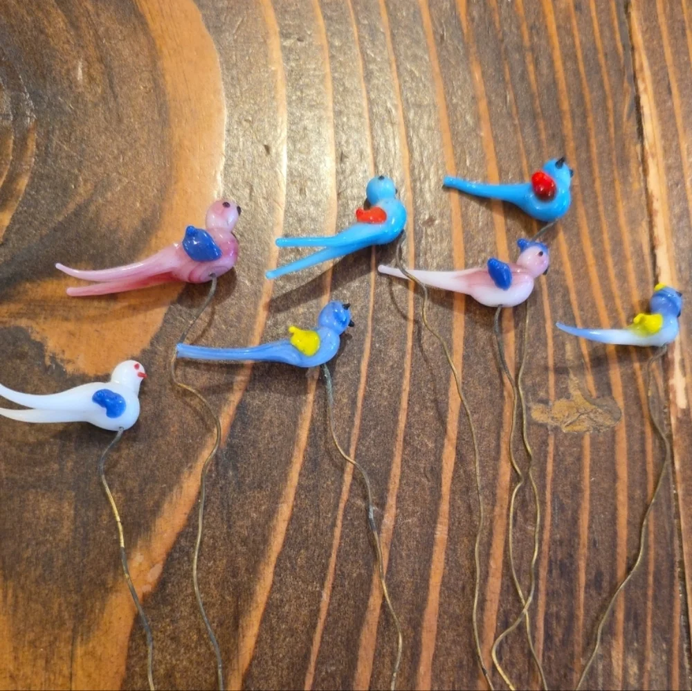 7 VTG Italian MCM Murano Glass Birds on Wire Hat Pin Plant Colorful Rare Pieces